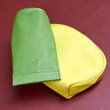 6 of 6:SUGAR CLAM SHAPE COSMETIC CASE