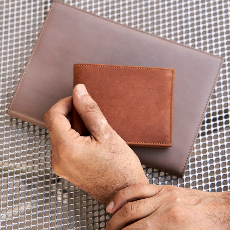 LUIGI TRADITIONAL BILLFOLD