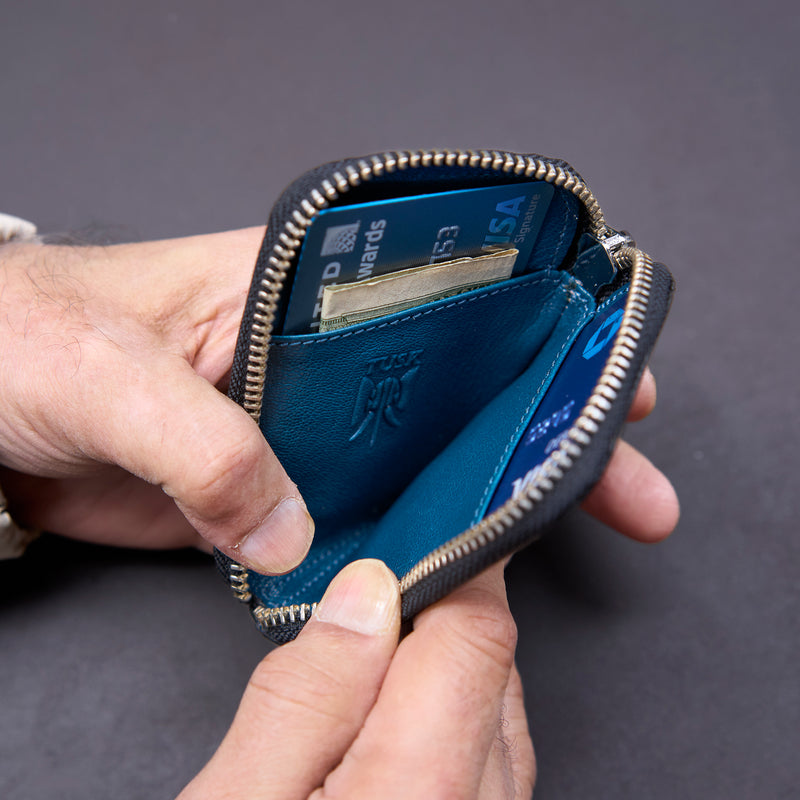 BRAD SMALL ZIP CARD WALLET