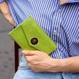 24 of 27:JEN MEDIUM POCKET