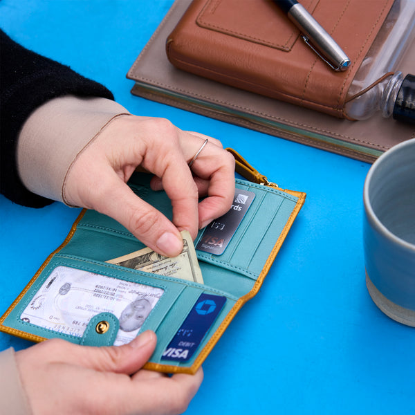 LUIGI SLIM CARD CASE W/ZIP COIN POCKET
