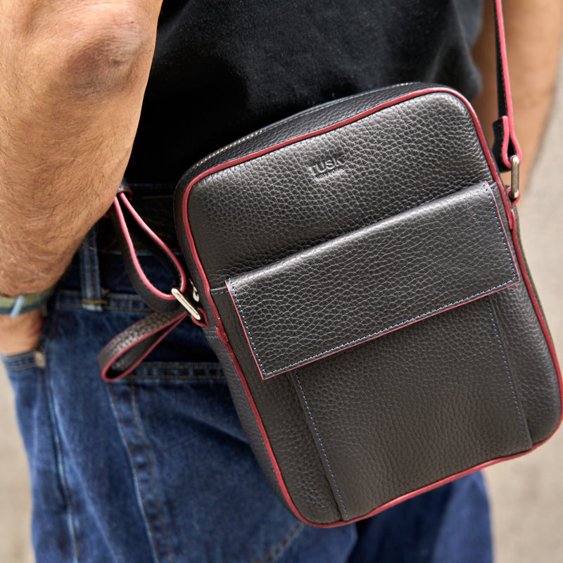 ANU  EVERYDAY CROSSBODY BAG