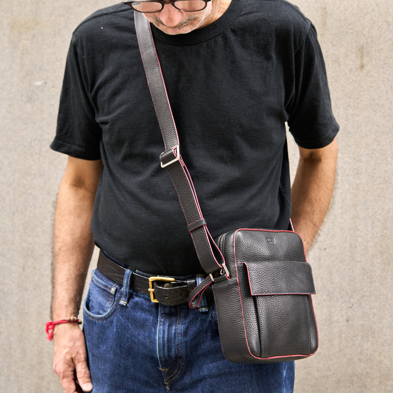 ANU  EVERYDAY CROSSBODY BAG